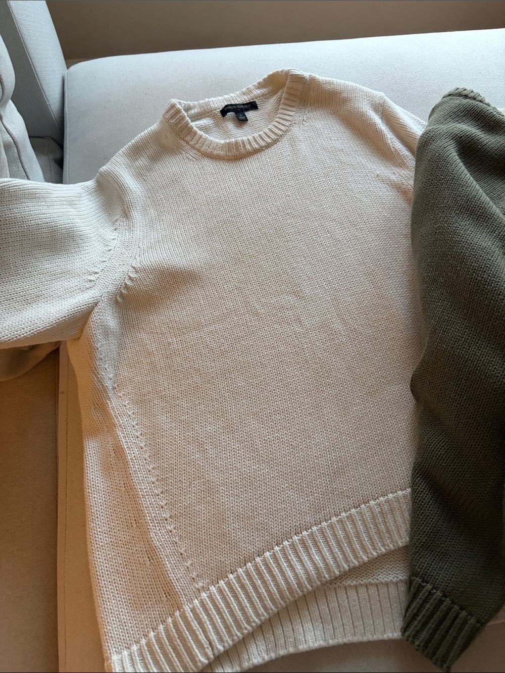 White/Green/Beige/BLK Banana Republic Factory Women's Crewneck Sweaters - Picture 2 of 10